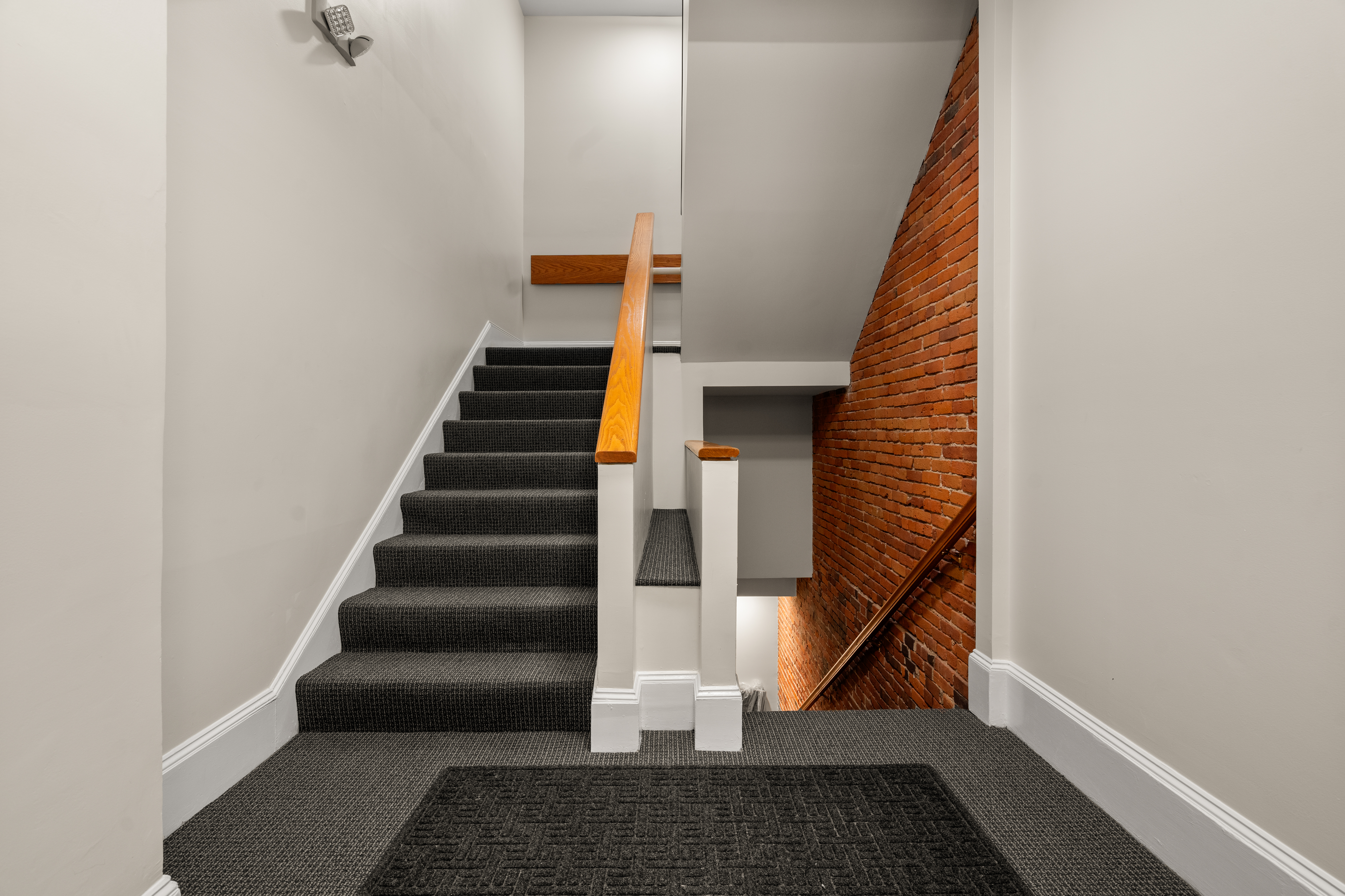  43 Carlton Street, Unit 2, Brookline, MA, 02446 - 物件實景