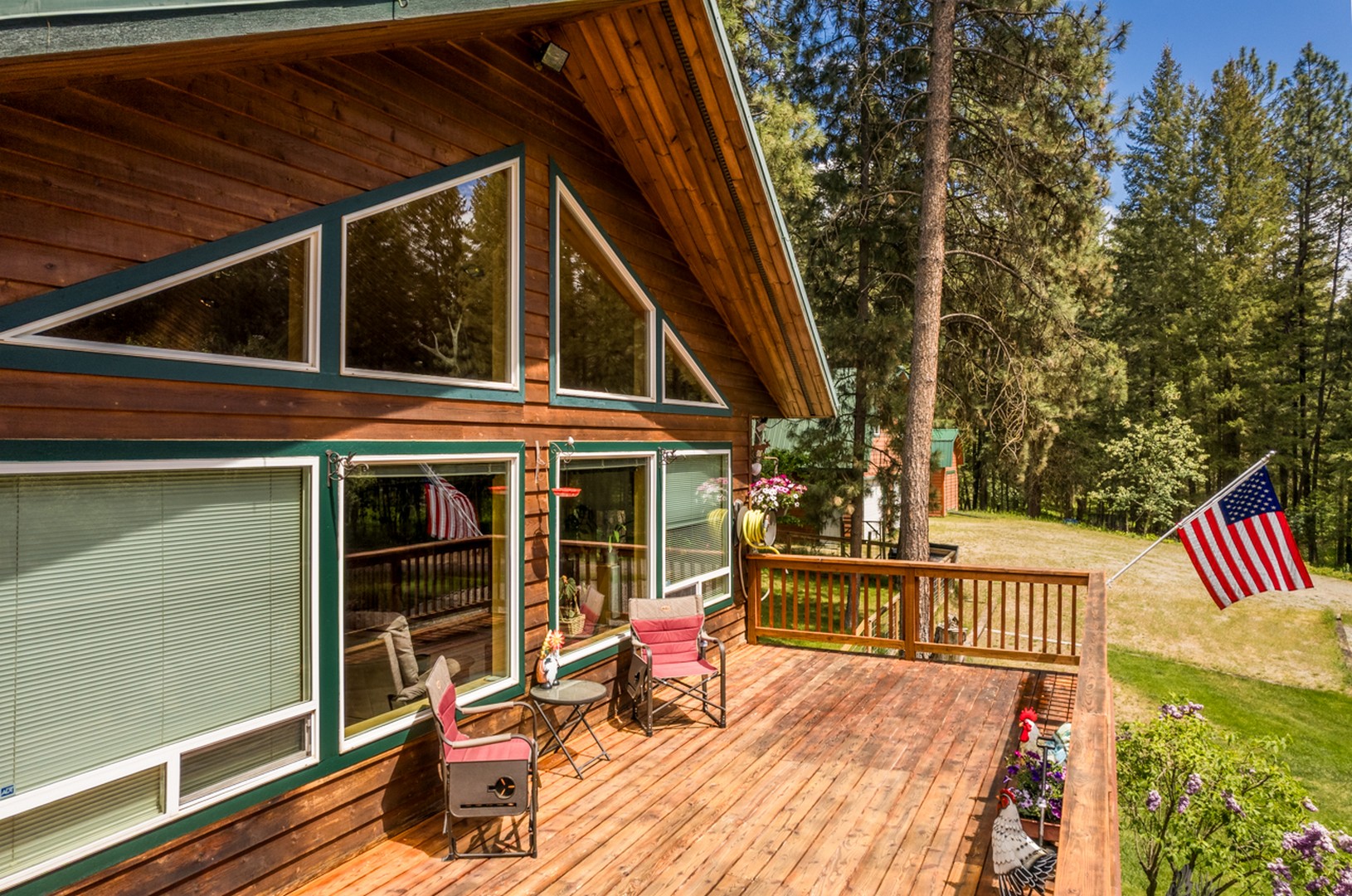 Moyie Springs, Idaho, 83845, United States, 4 Bedrooms Bedrooms, ,3 BathroomsBathrooms,Residential,For Sale,2033523