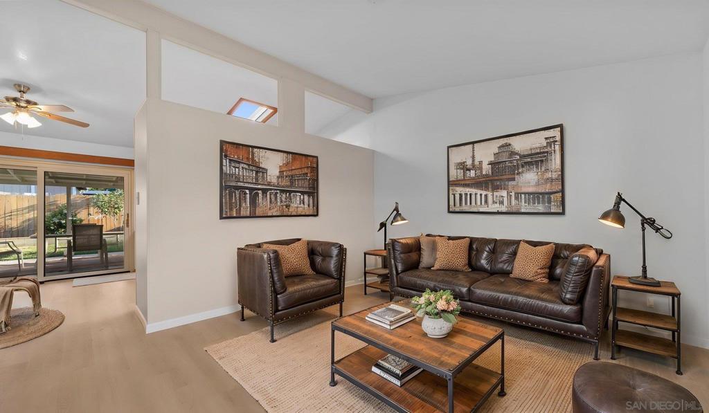 Vista, California, 92083, United States, 3 Bedrooms Bedrooms, ,2 BathroomsBathrooms,Residential,For Sale,2048591