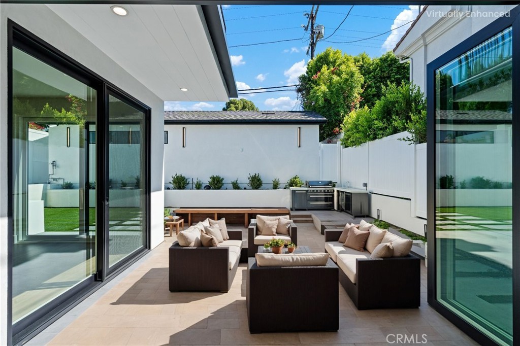 Encino, California, 91316, United States, 4 Bedrooms Bedrooms, ,3 BathroomsBathrooms,Residential,For Sale,1906863