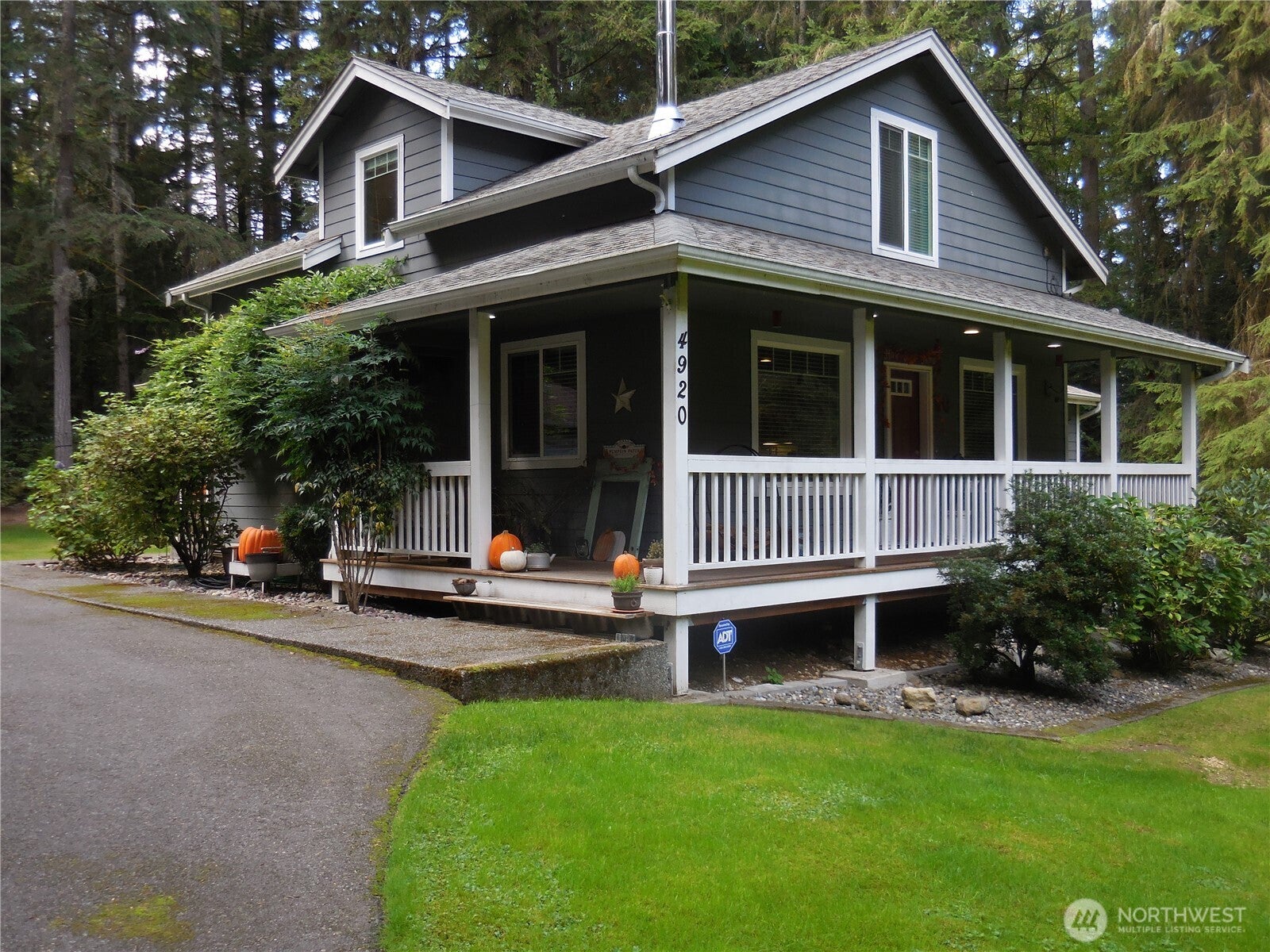 Port Orchard, Washington, 98367, United States, 3 Bedrooms Bedrooms, ,3 BathroomsBathrooms,Residential,For Sale,1925960