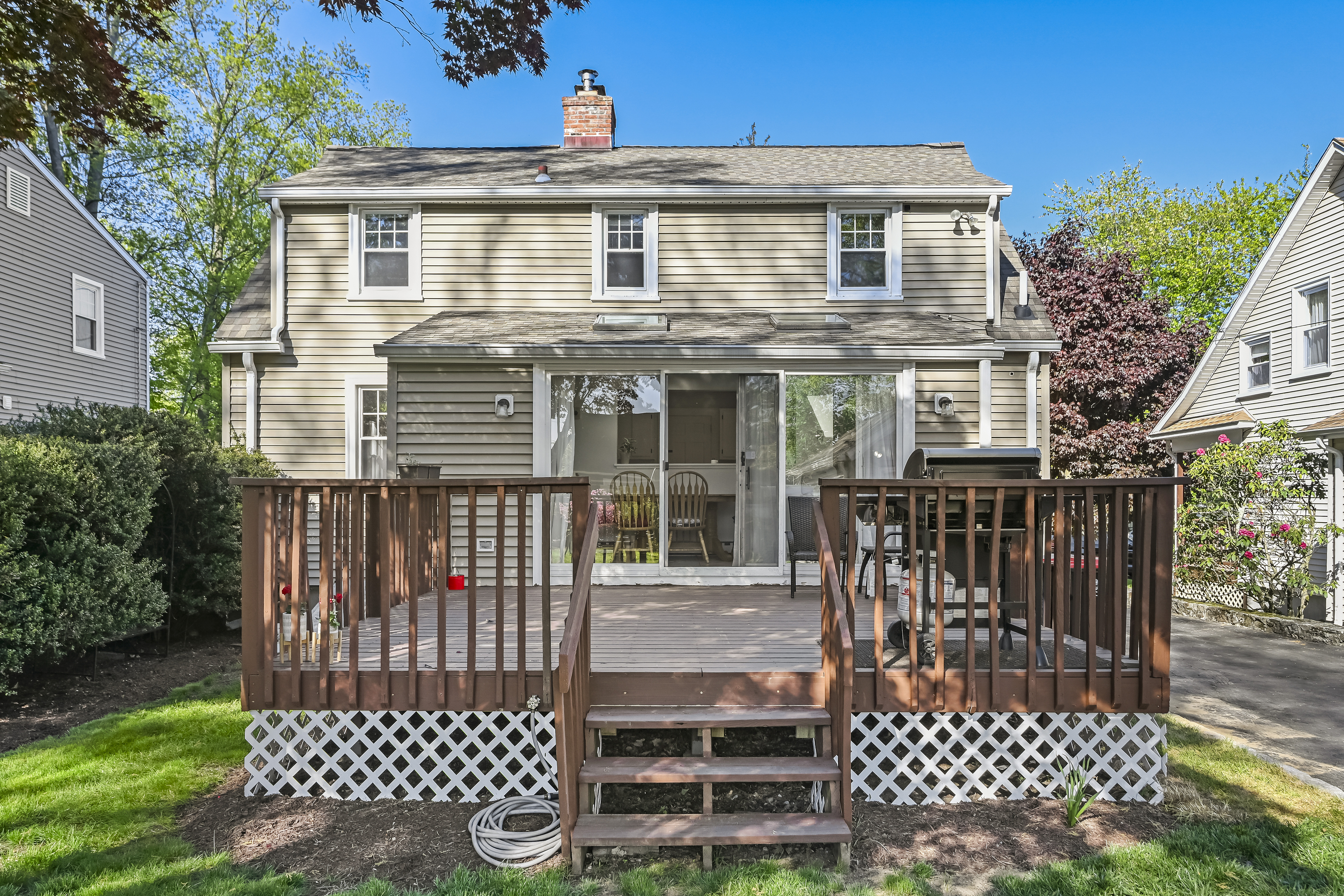  Cape Cod Style Home in Desirable Brookside Neighborhood - 物件實景