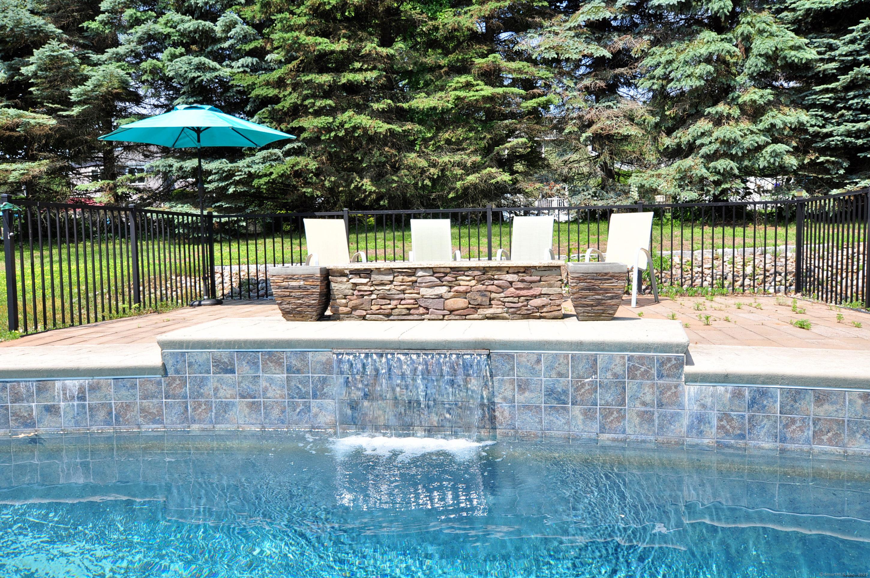 Southington, Connecticut, 06479, United States, 3 Bedrooms Bedrooms, ,4 BathroomsBathrooms,Residential,For Sale,1869273