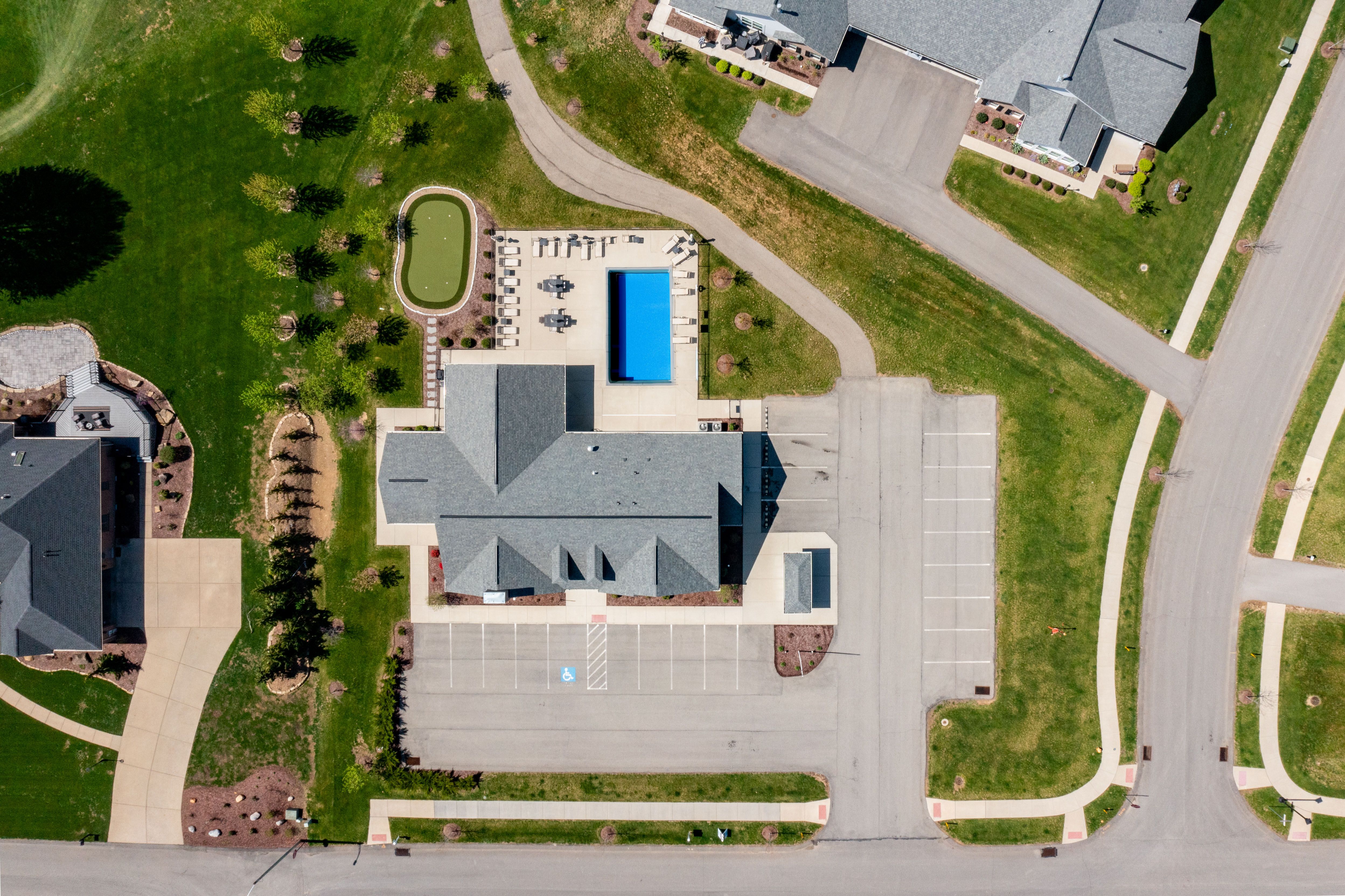  2003 South Links Avenue - 物件實景