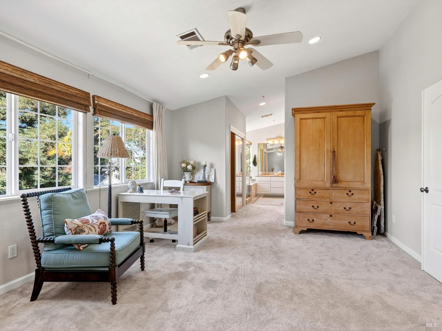 Napa, California, 94558, United States, 4 Bedrooms Bedrooms, ,3 BathroomsBathrooms,Residential,For Sale,1987902