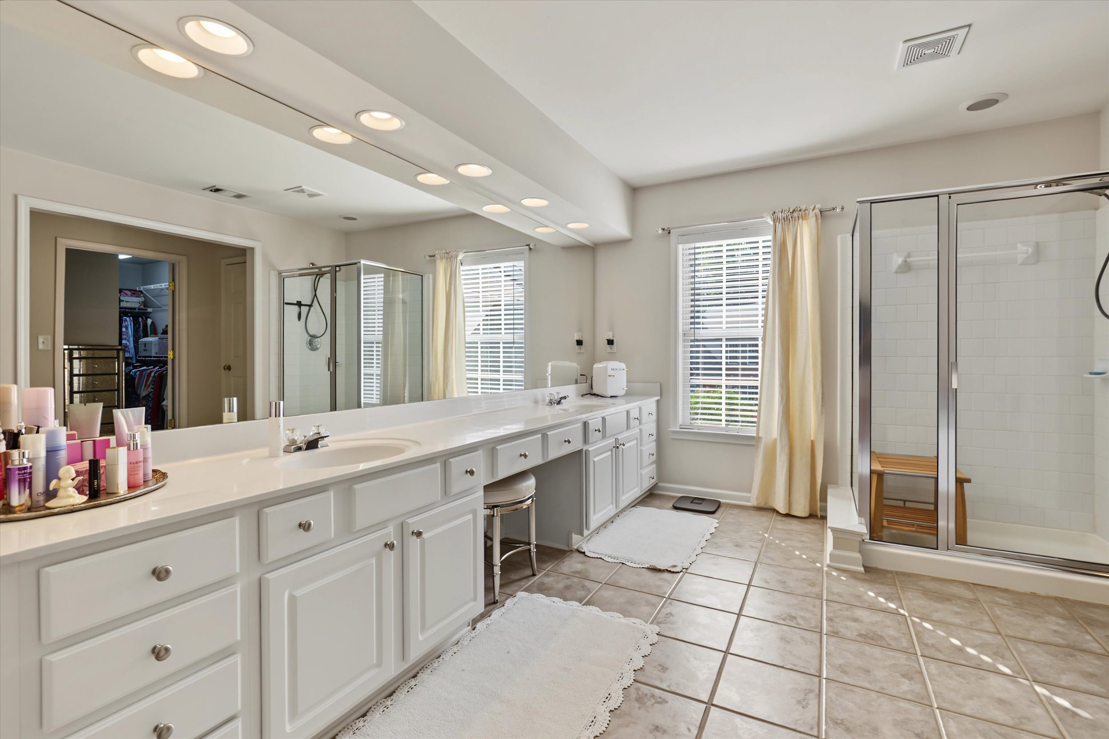  Beautifully Maintained Home in Highly Desirable Woodlands Community - 物件實景