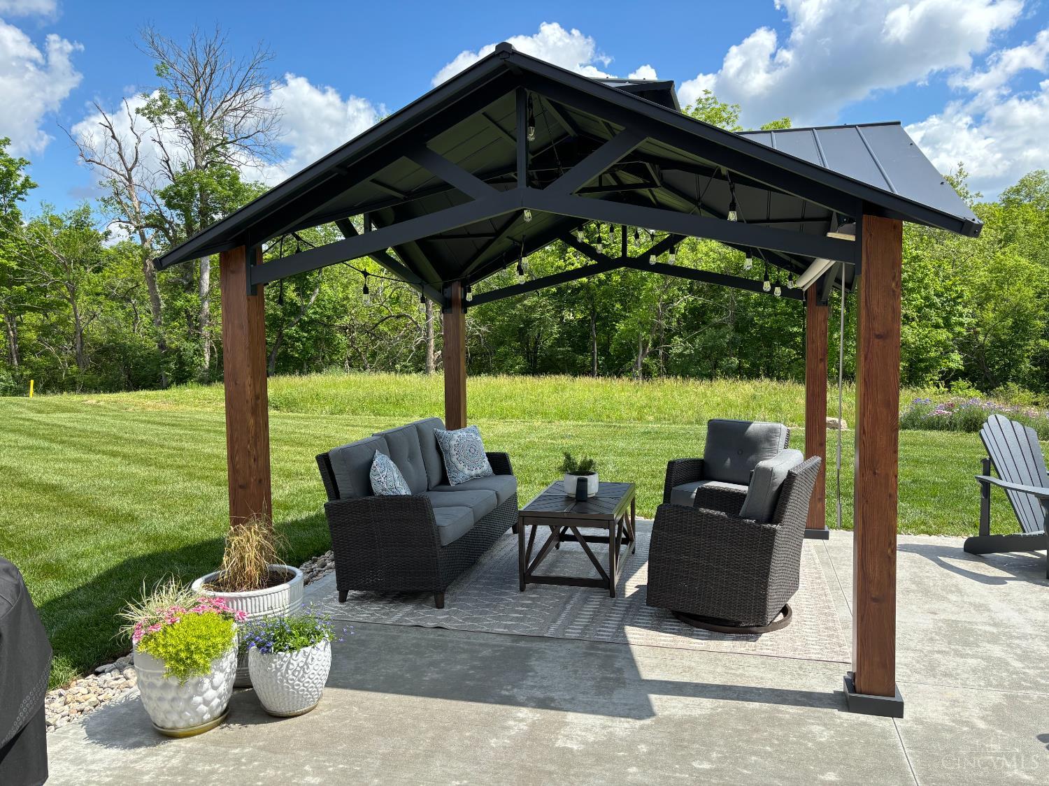 Middletown, Ohio, 45005, United States, 3 Bedrooms Bedrooms, ,2 BathroomsBathrooms,Residential,For Sale,1997212