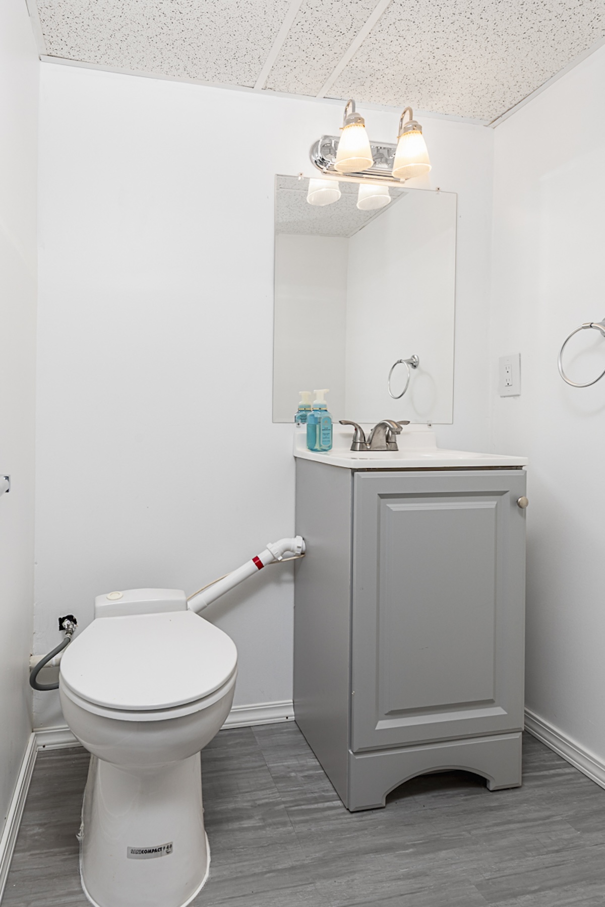  Move In Ready Salem Colonial - 物件實景