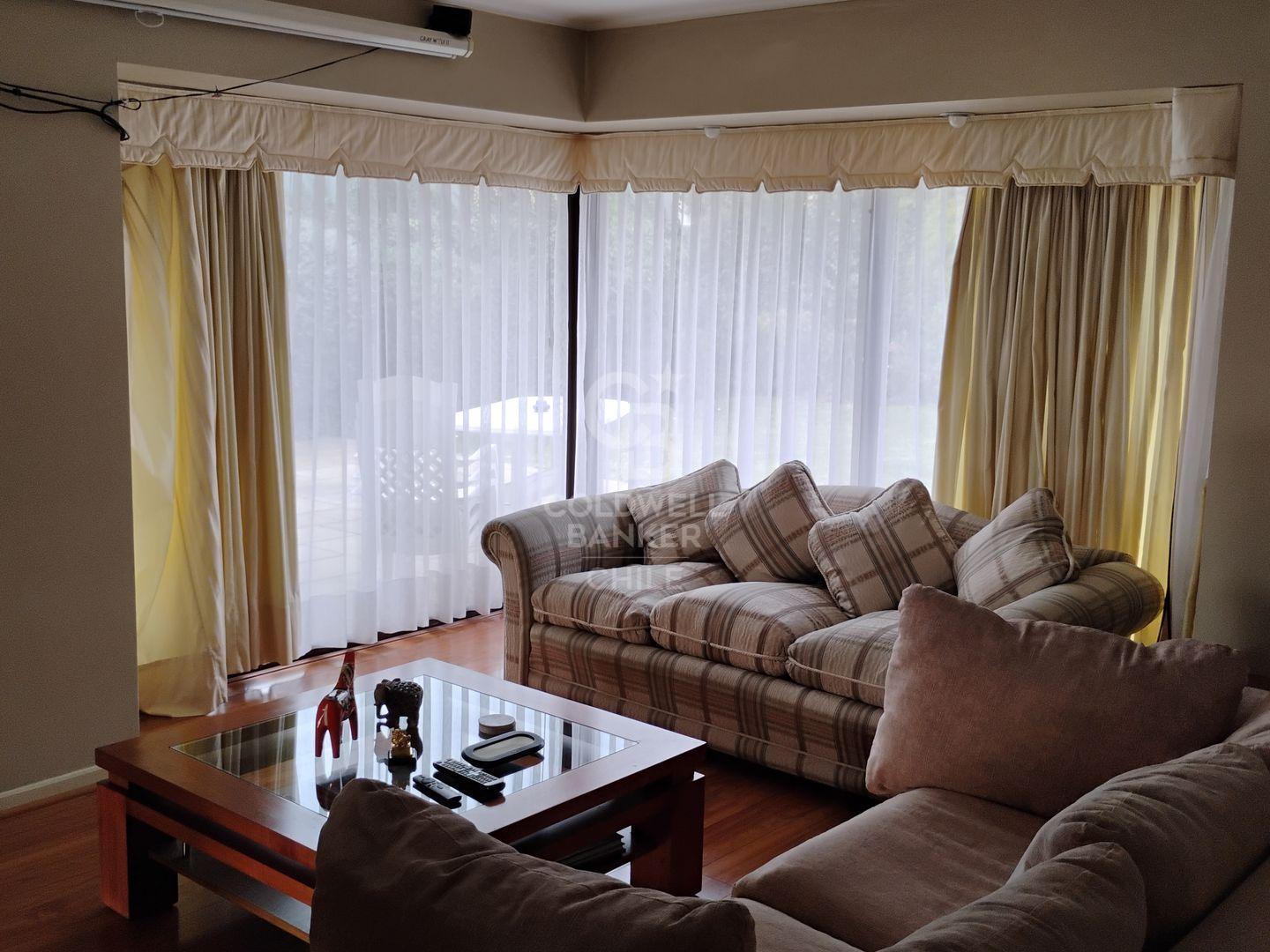 Peñalolén, Chile, 5 Bedrooms Bedrooms, ,4 BathroomsBathrooms,Residential,For Sale,1908555