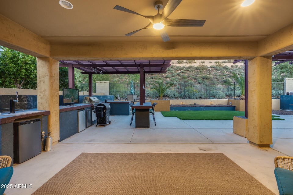 Peoria, Arizona, 85383, United States, 3 Bedrooms Bedrooms, ,Residential,For Sale,1982849