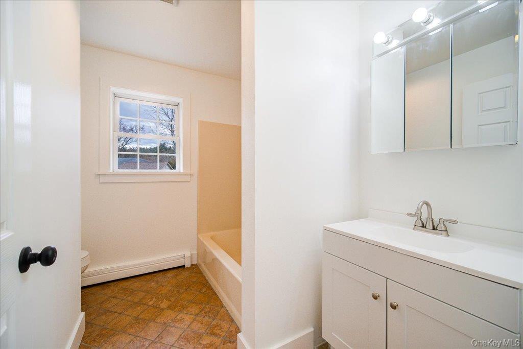 Tilson, New York, 12486, United States, 3 Bedrooms Bedrooms, ,2 BathroomsBathrooms,Residential,For Sale,1995133