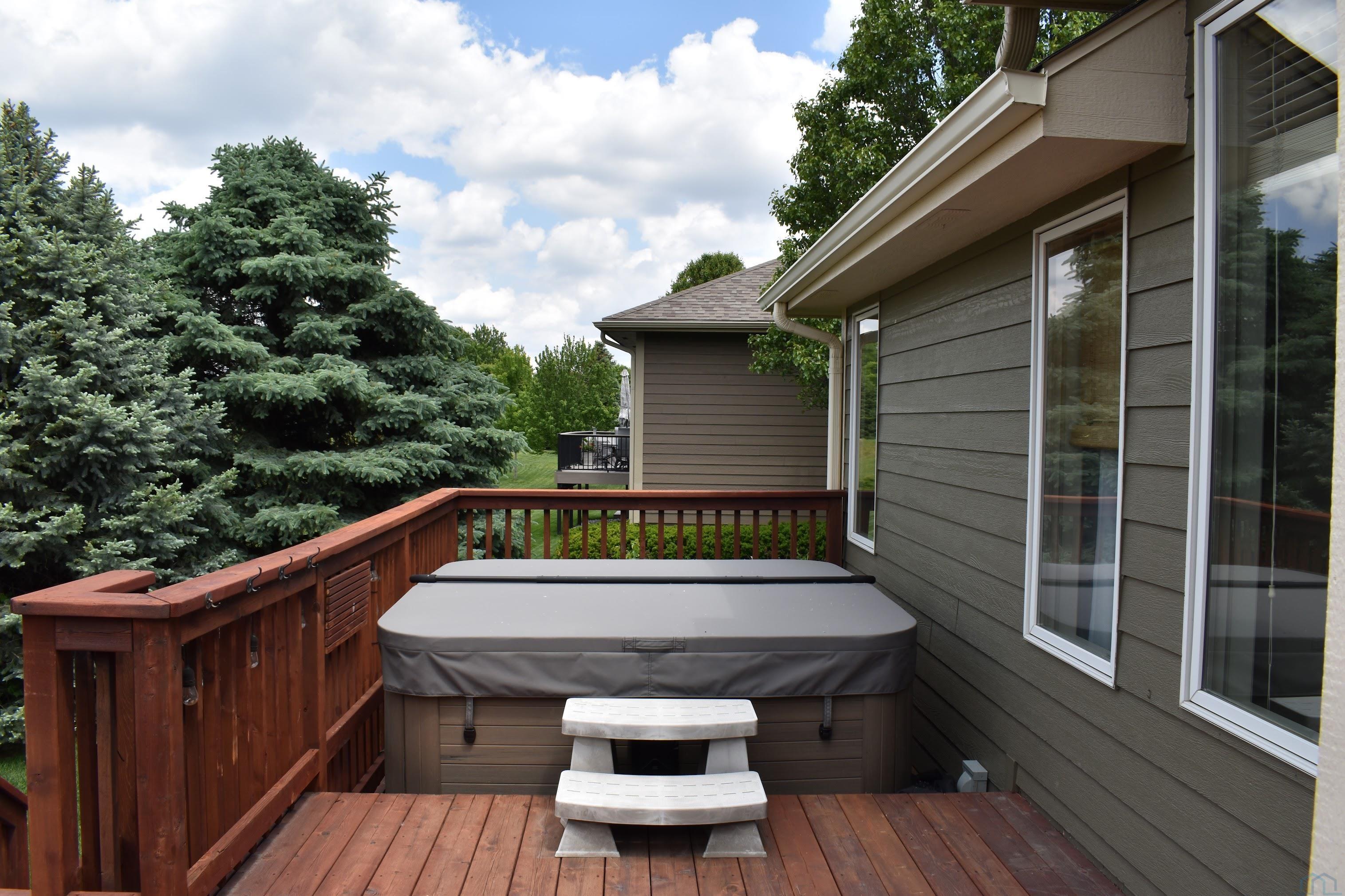 Dakota Dunes, South Dakota, 57049, United States, 4 Bedrooms Bedrooms, ,3 BathroomsBathrooms,Residential,For Sale,2048659