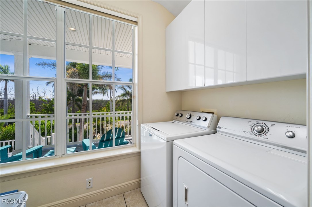 St James City, Florida, 33956, United States, 3 Bedrooms Bedrooms, ,2 BathroomsBathrooms,Residential,For Sale,1914189