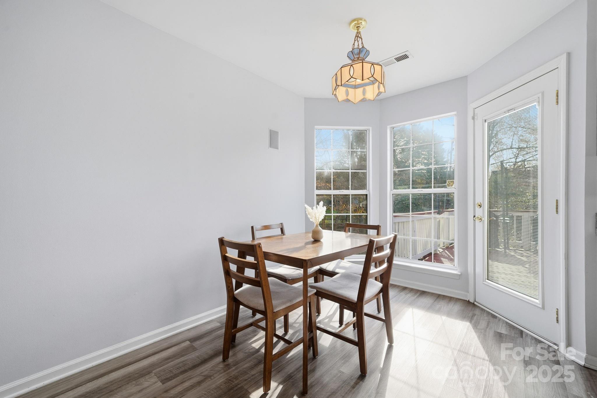 Charlotte, North Carolina, 28210, United States, 4 Bedrooms Bedrooms, ,3 BathroomsBathrooms,Residential,For Sale,2002030