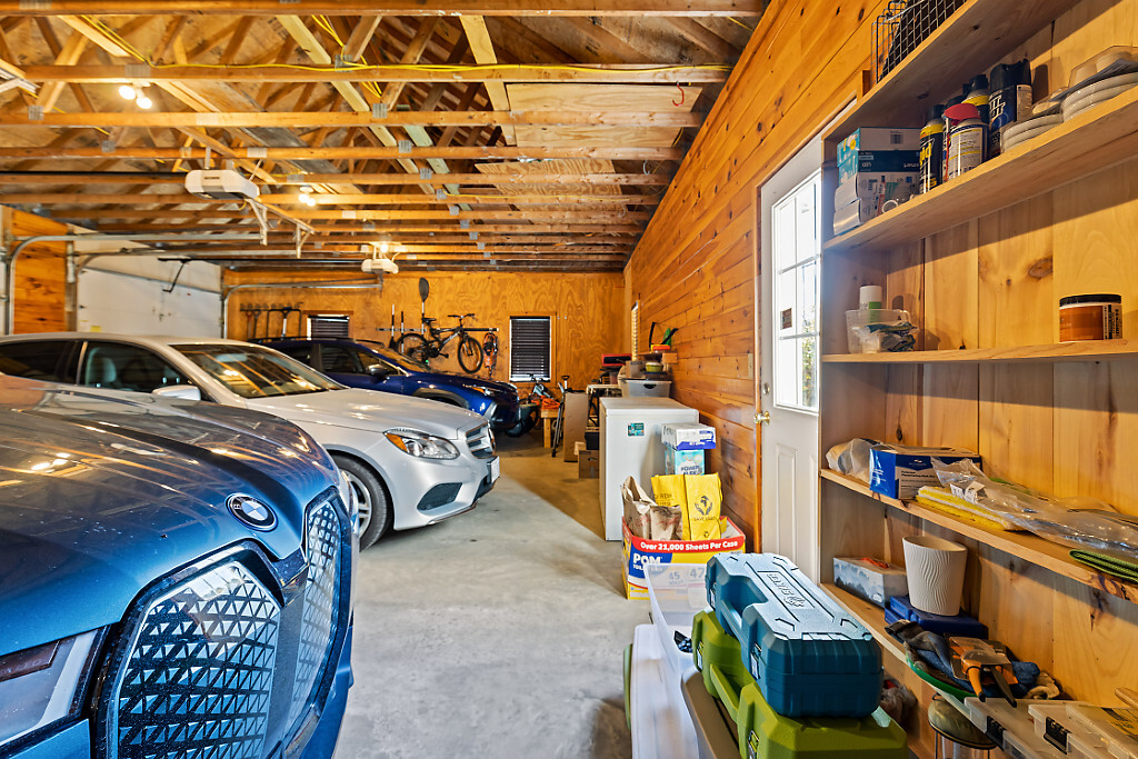 Waterville, Maine, 04901, United States, 4 Bedrooms Bedrooms, ,3 BathroomsBathrooms,Residential,For Sale,1993440