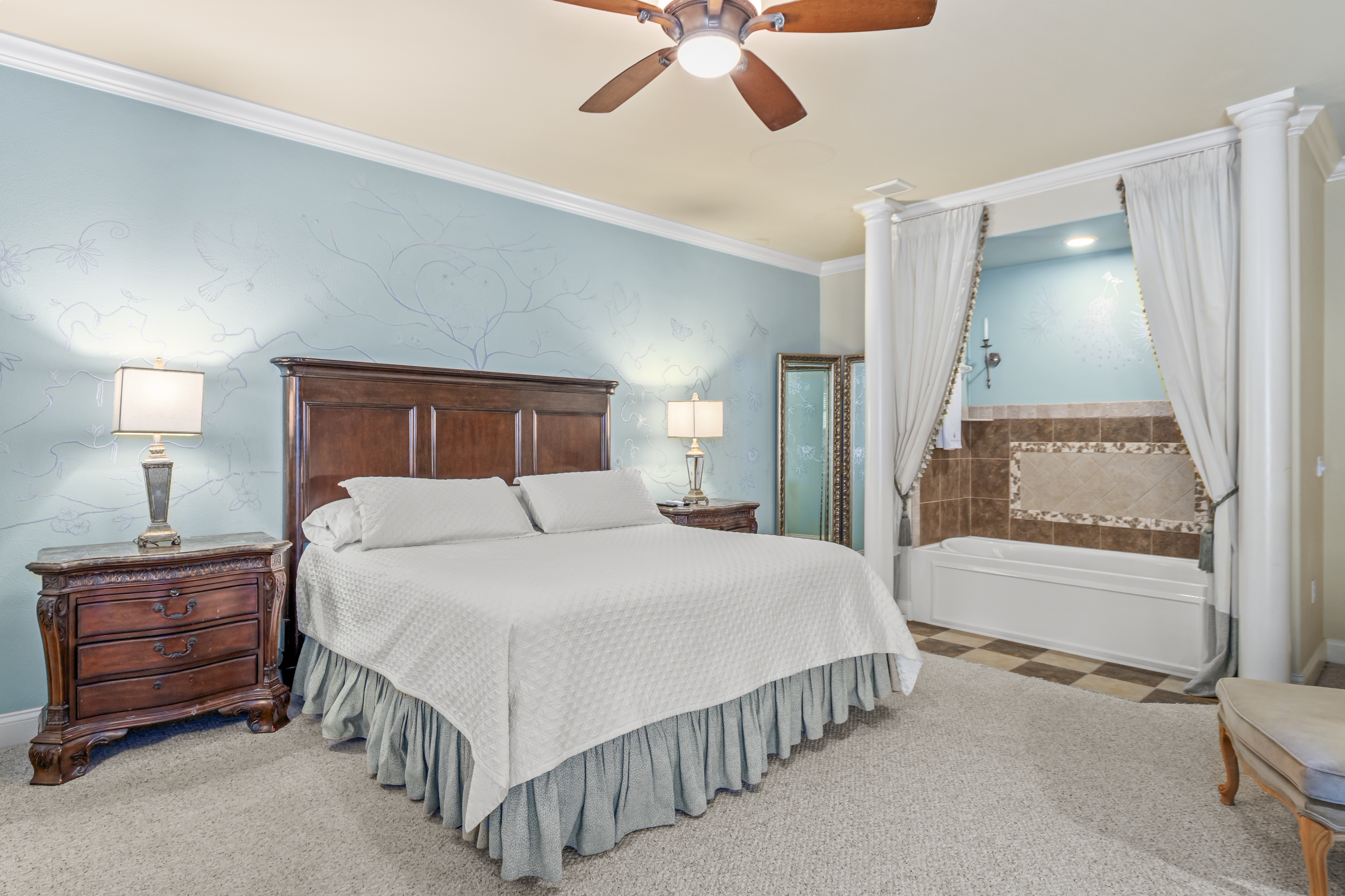 Kissimmee, Florida, 34747, United States, 8 Bedrooms Bedrooms, ,8 BathroomsBathrooms,Residential,For Sale,1994201