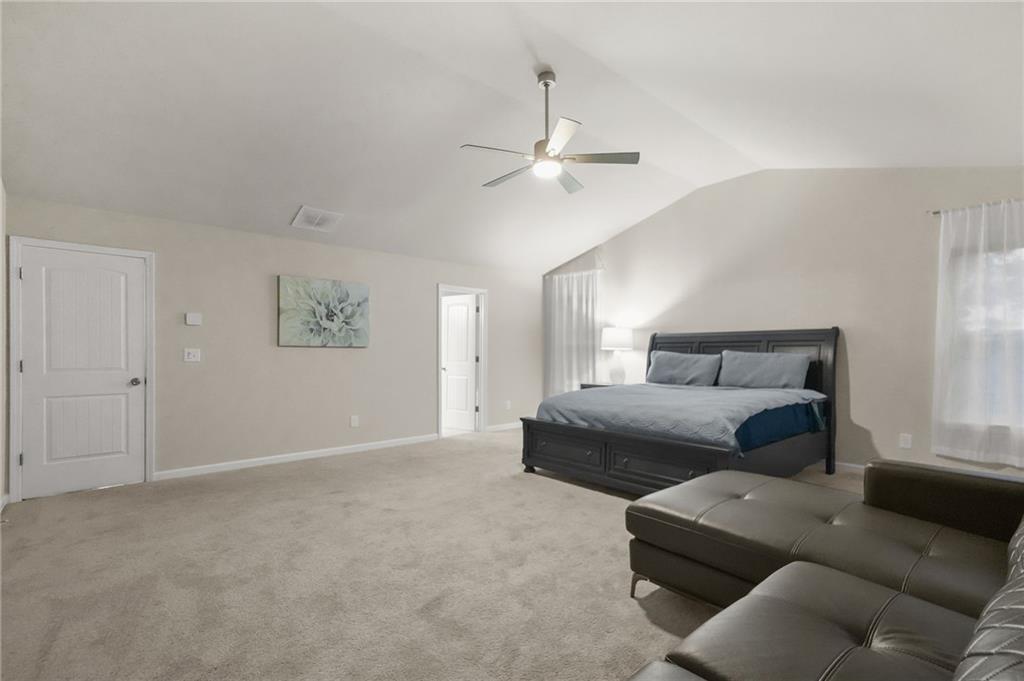 Fayetteville, Georgia, 30215, United States, 5 Bedrooms Bedrooms, ,3 BathroomsBathrooms,Residential,For Sale,2001550