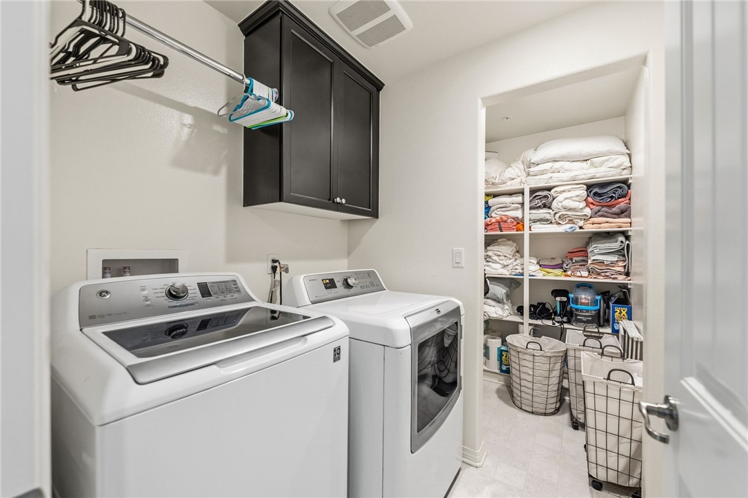 Menifee, California, 92584, United States, 4 Bedrooms Bedrooms, ,3 BathroomsBathrooms,Residential,For Sale,2013037