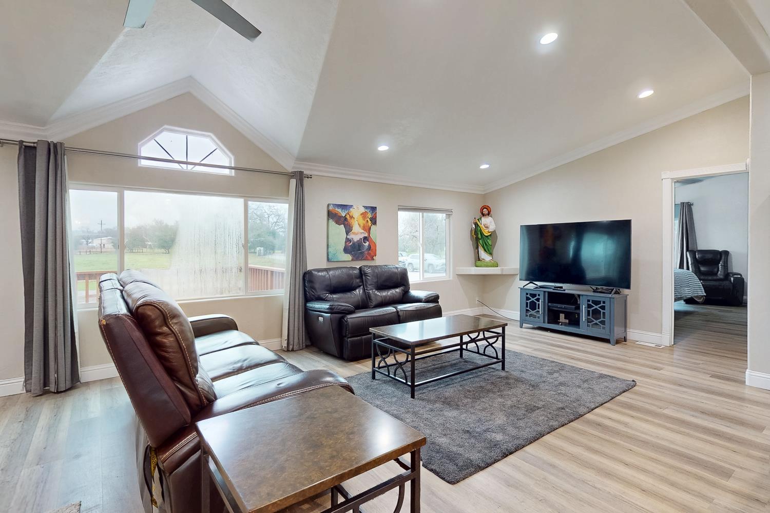 Oroville, California, 95966, United States, 2 Bedrooms Bedrooms, ,2 BathroomsBathrooms,Residential,For Sale,2008173