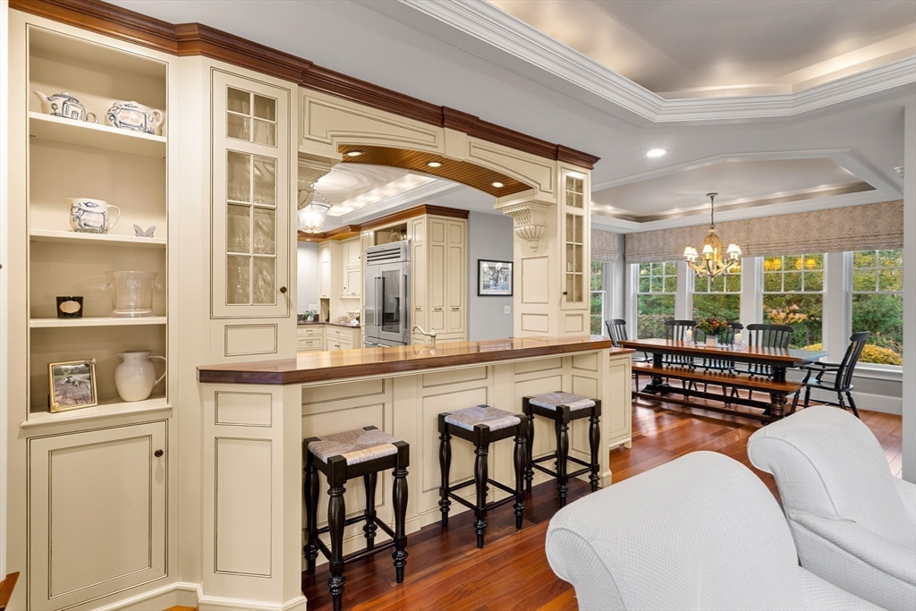 Boxford, Massachusetts, 01921, United States, 5 Bedrooms Bedrooms, ,7 BathroomsBathrooms,Residential,For Sale,1987688