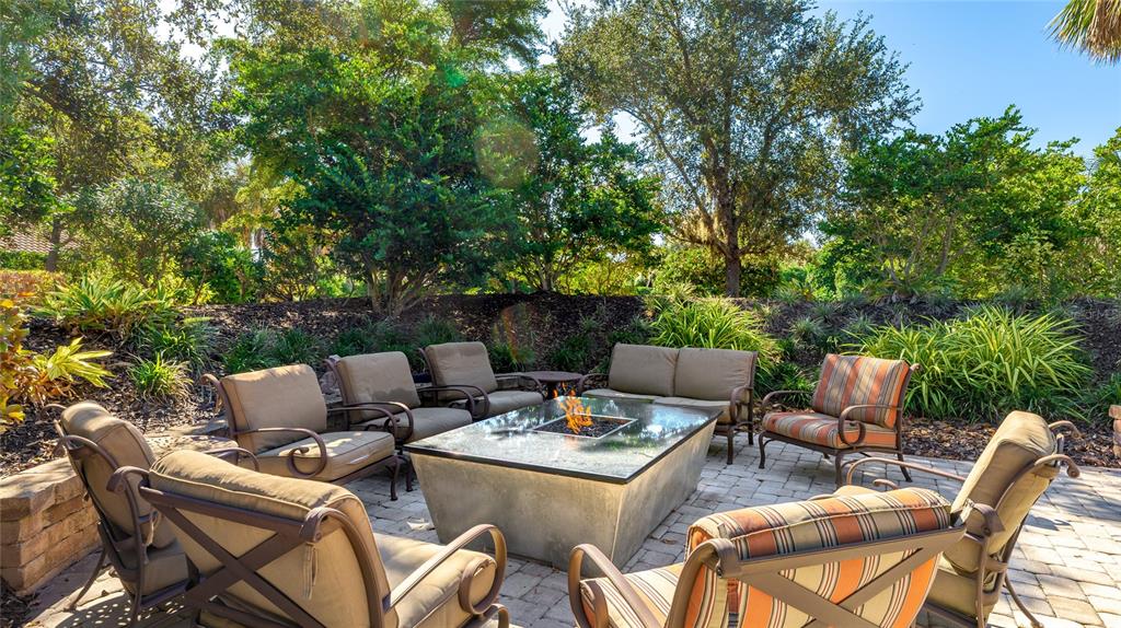 Nokomis, Florida, 34275, United States, 3 Bedrooms Bedrooms, ,2 BathroomsBathrooms,Residential,For Sale,1991906