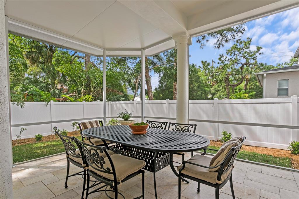 Tampa, Florida, 33629, United States, 4 Bedrooms Bedrooms, ,4 BathroomsBathrooms,Residential,For Sale,1885356