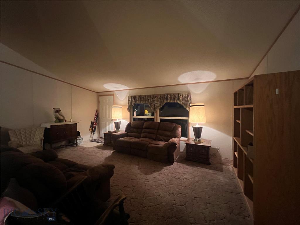 Butte, Montana, 59701, United States, 4 Bedrooms Bedrooms, ,2 BathroomsBathrooms,Residential,For Sale,1882095