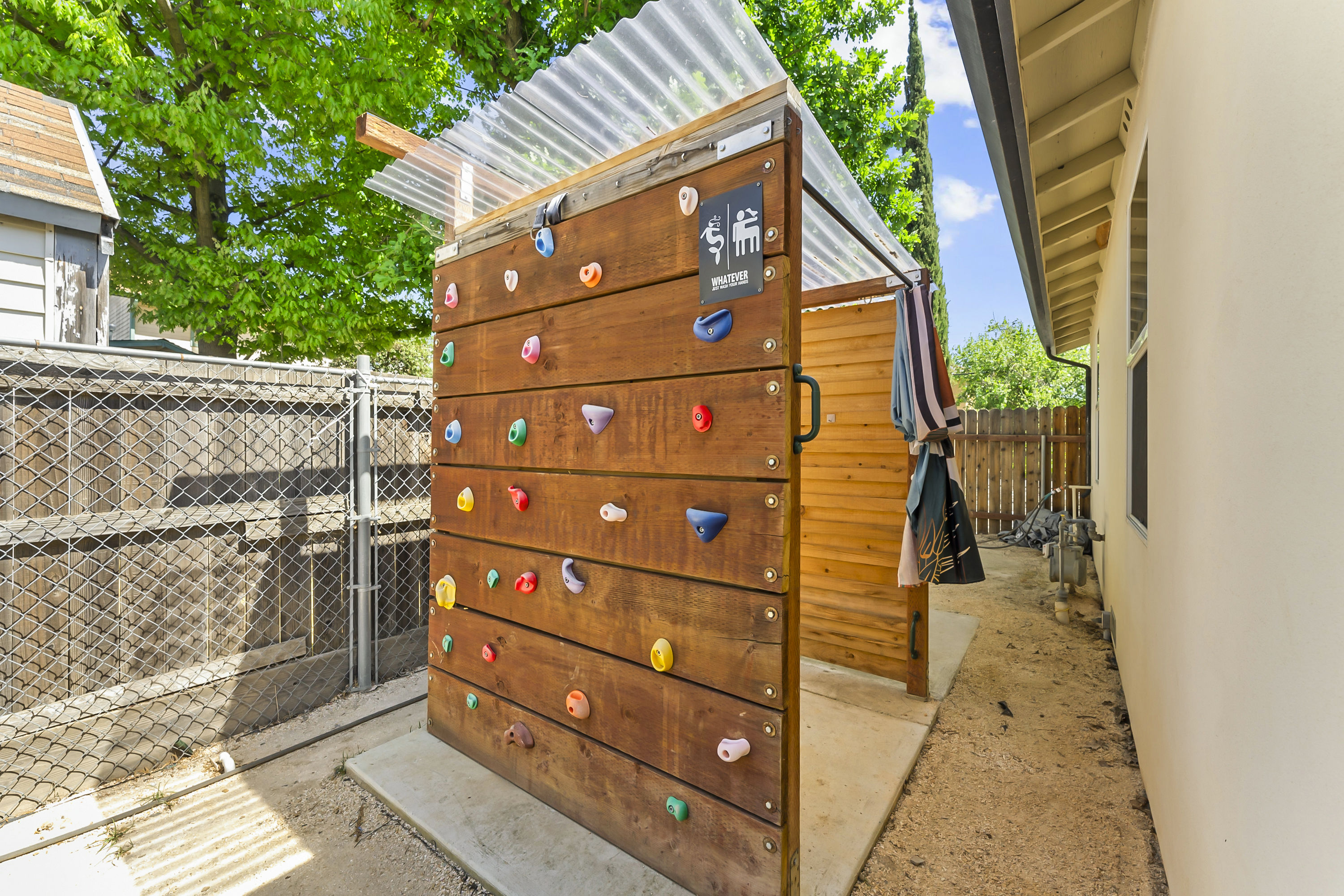  5060 Mendocino Boulevard, Sacramento, CA 95820 - 物件實景