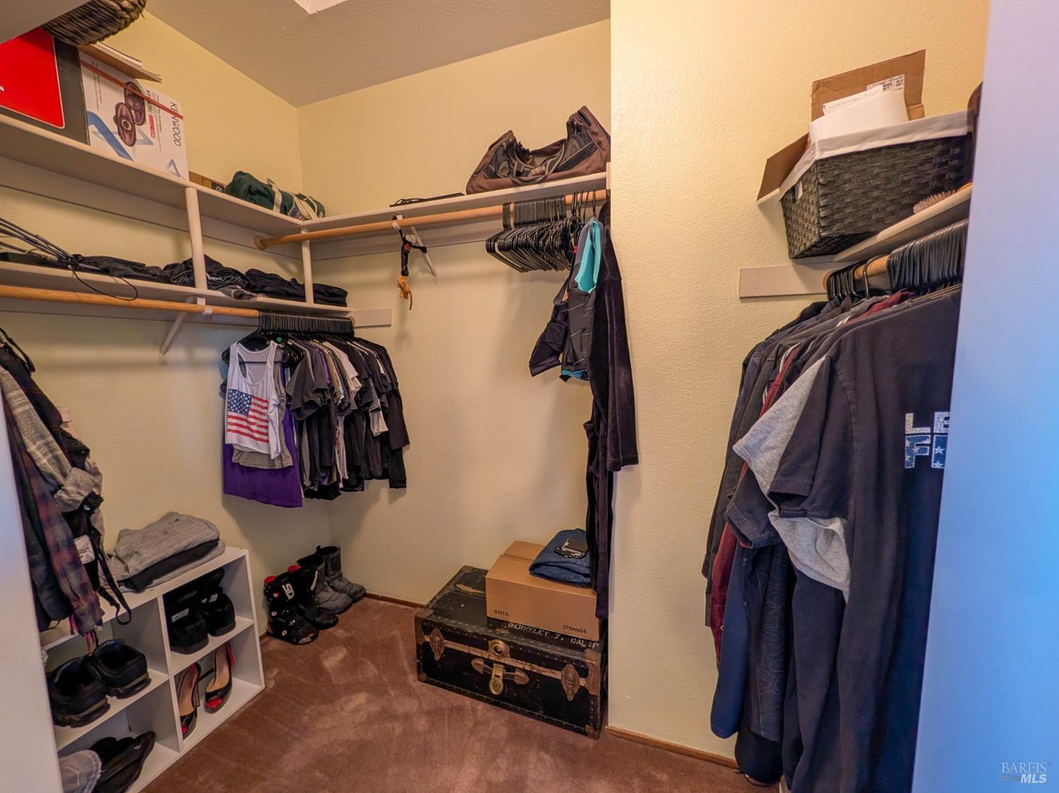 Vacaville, California, 95687, United States, 4 Bedrooms Bedrooms, ,3 BathroomsBathrooms,Residential,For Sale,1978415