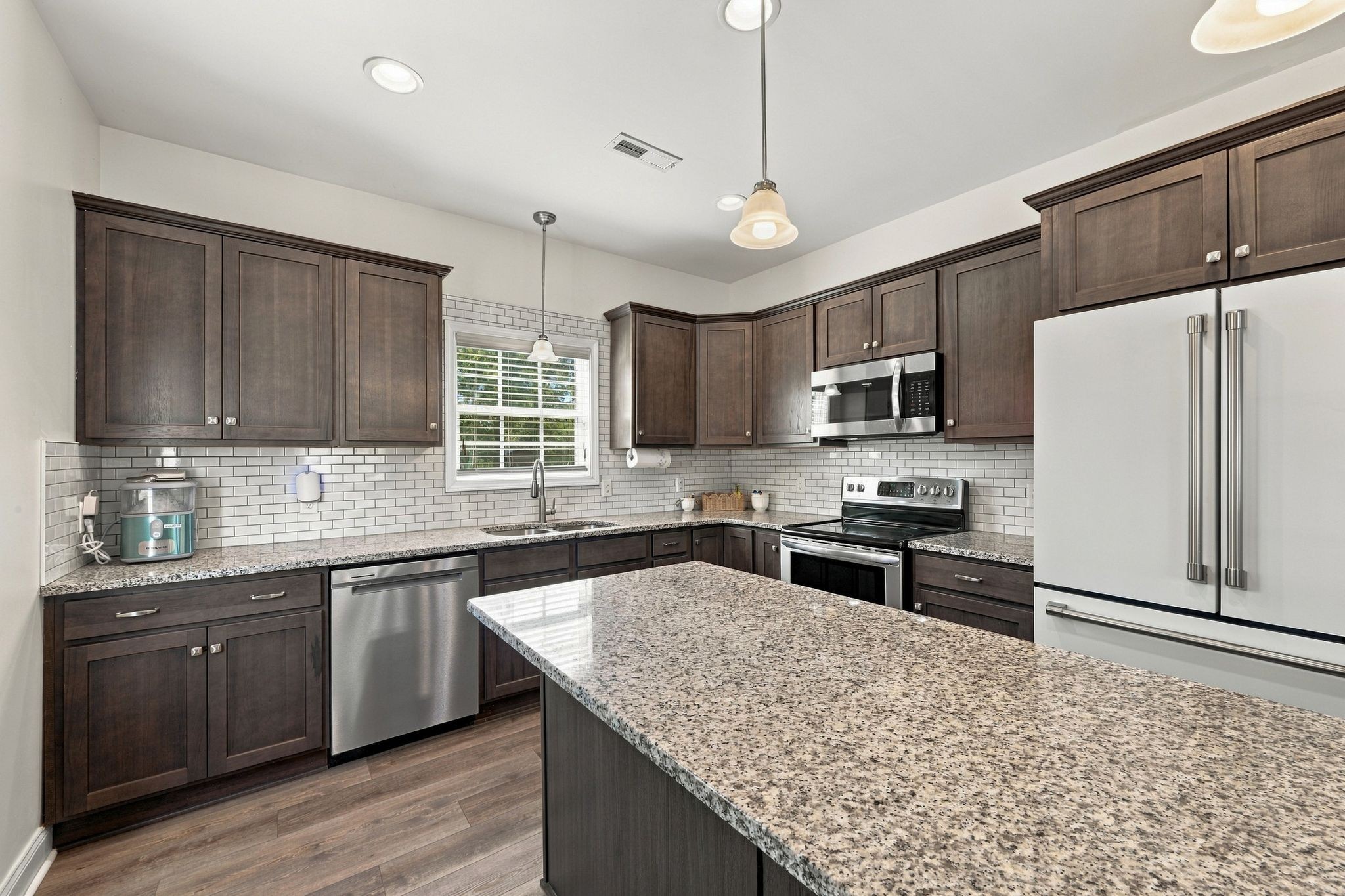  1017 Glendale Dr, Dickson, TN, 37055 - 物件實景