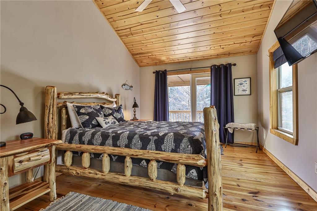 Ellijay, Georgia, 30540, United States, 3 Bedrooms Bedrooms, ,3 BathroomsBathrooms,Residential,For Sale,1936949