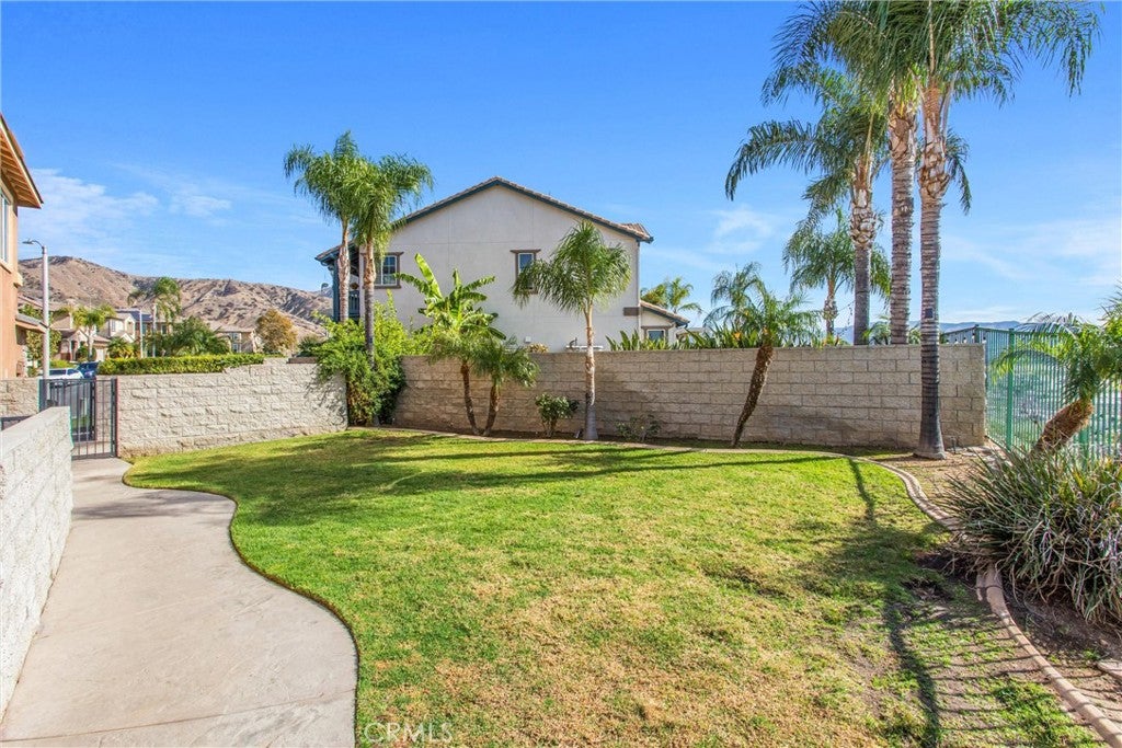 Highland, California, 92346, United States, 5 Bedrooms Bedrooms, ,5 BathroomsBathrooms,Residential,For Sale,1989215