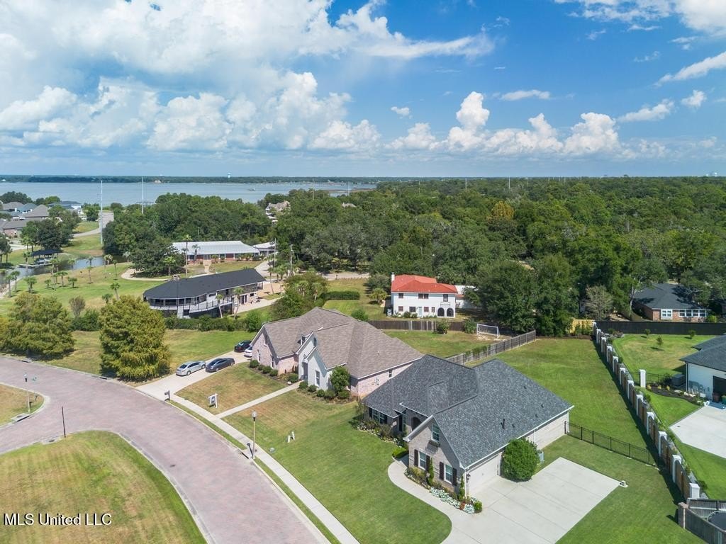 Biloxi, Mississippi, 39531, United States, 4 Bedrooms Bedrooms, ,3 BathroomsBathrooms,Residential,For Sale,1974223