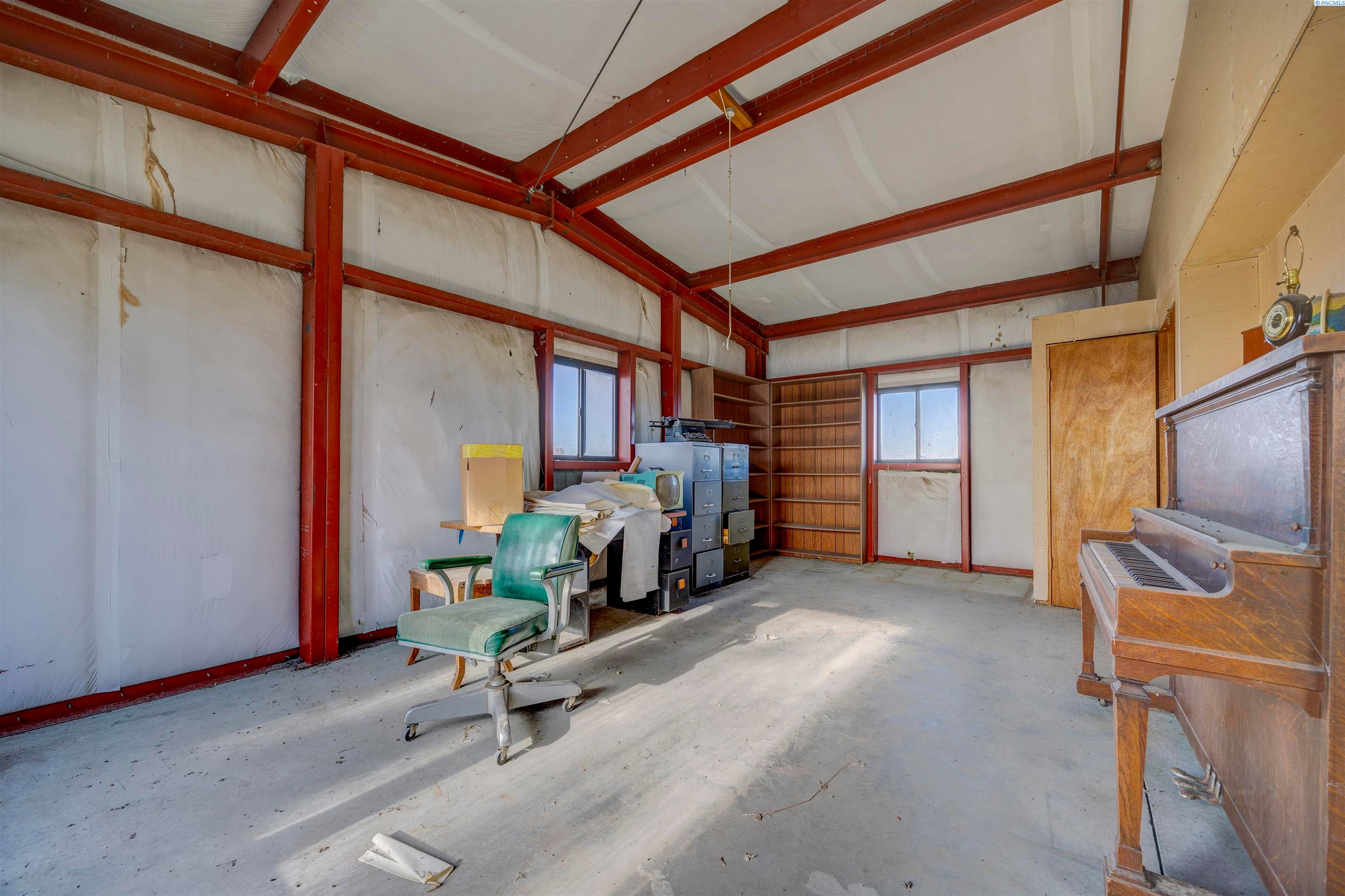 Pasco, Washington, 99301, United States, ,Residential,For Sale,1998040