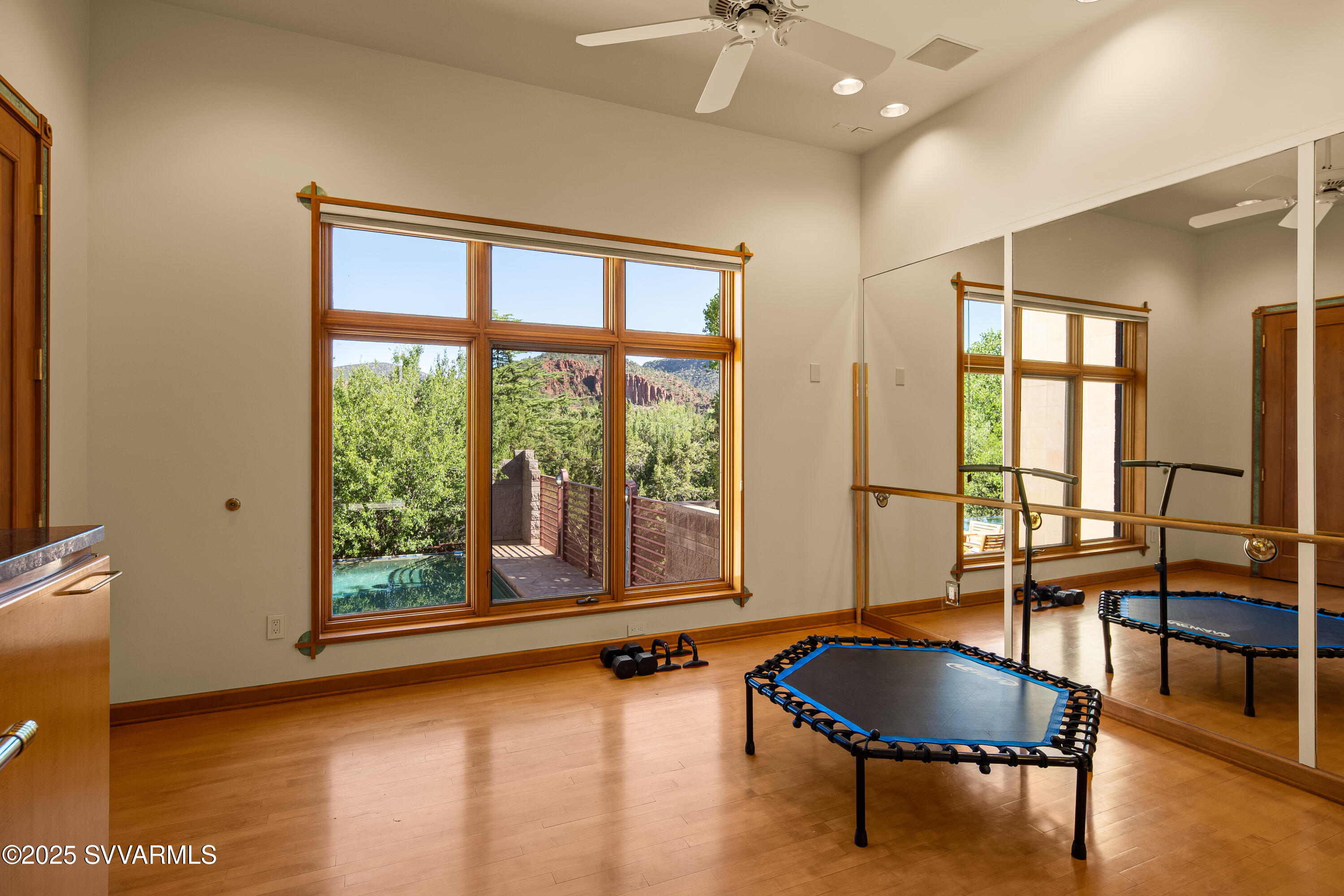Sedona, Arizona, 86336, United States, 4 Bedrooms Bedrooms, ,3 BathroomsBathrooms,Residential,For Sale,1895371