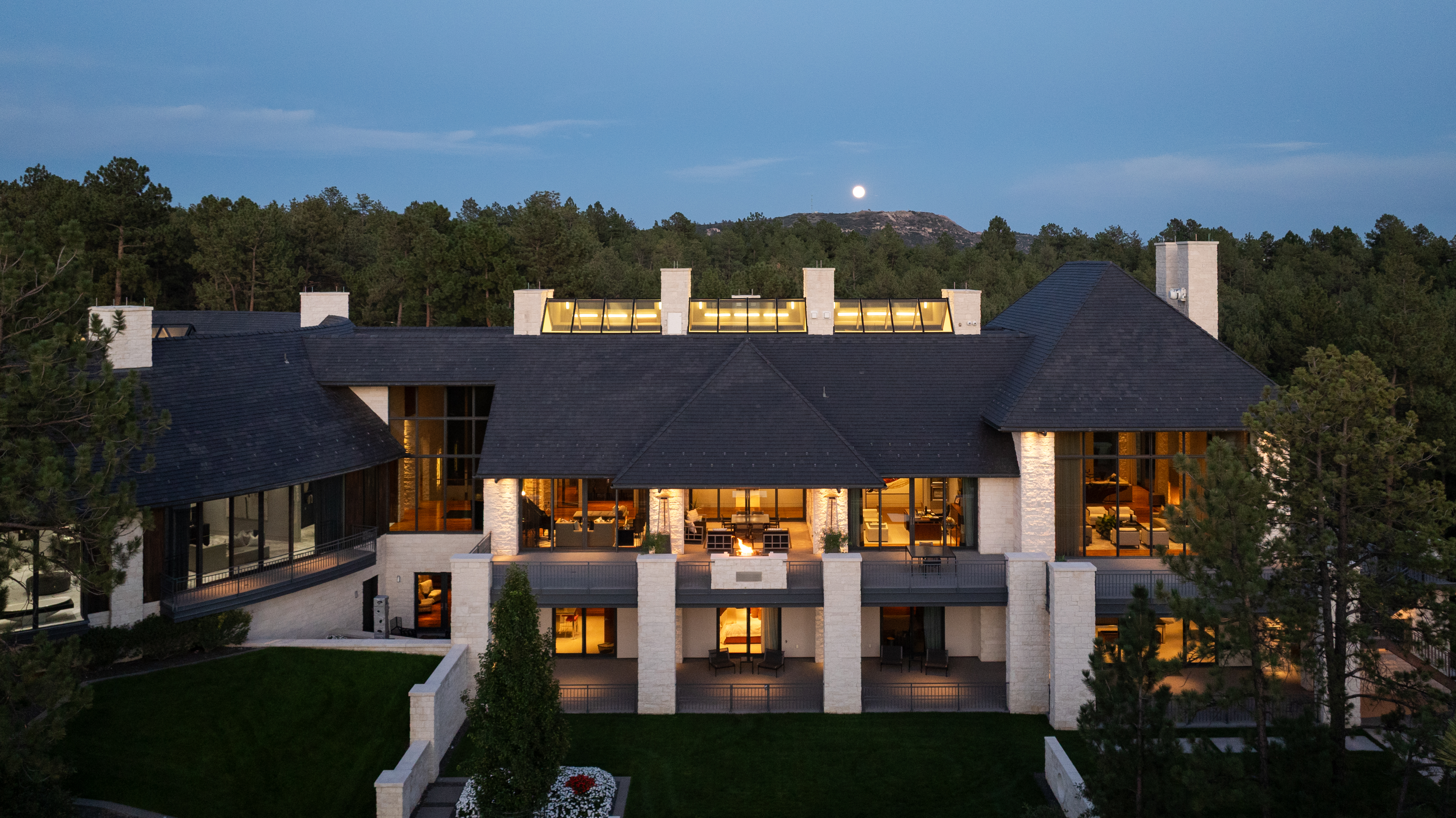  Legacy Estate Located Within The Gated Village At Castle Pines Community. - 物件實景