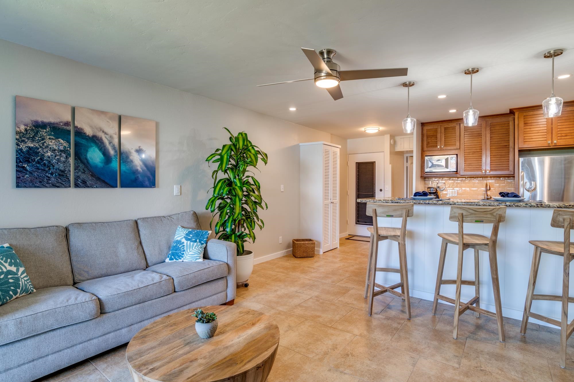 Lahaina, Hawaii, 96761, United States, 1 Bedroom Bedrooms, ,1 BathroomBathrooms,Residential,For Sale,1995975