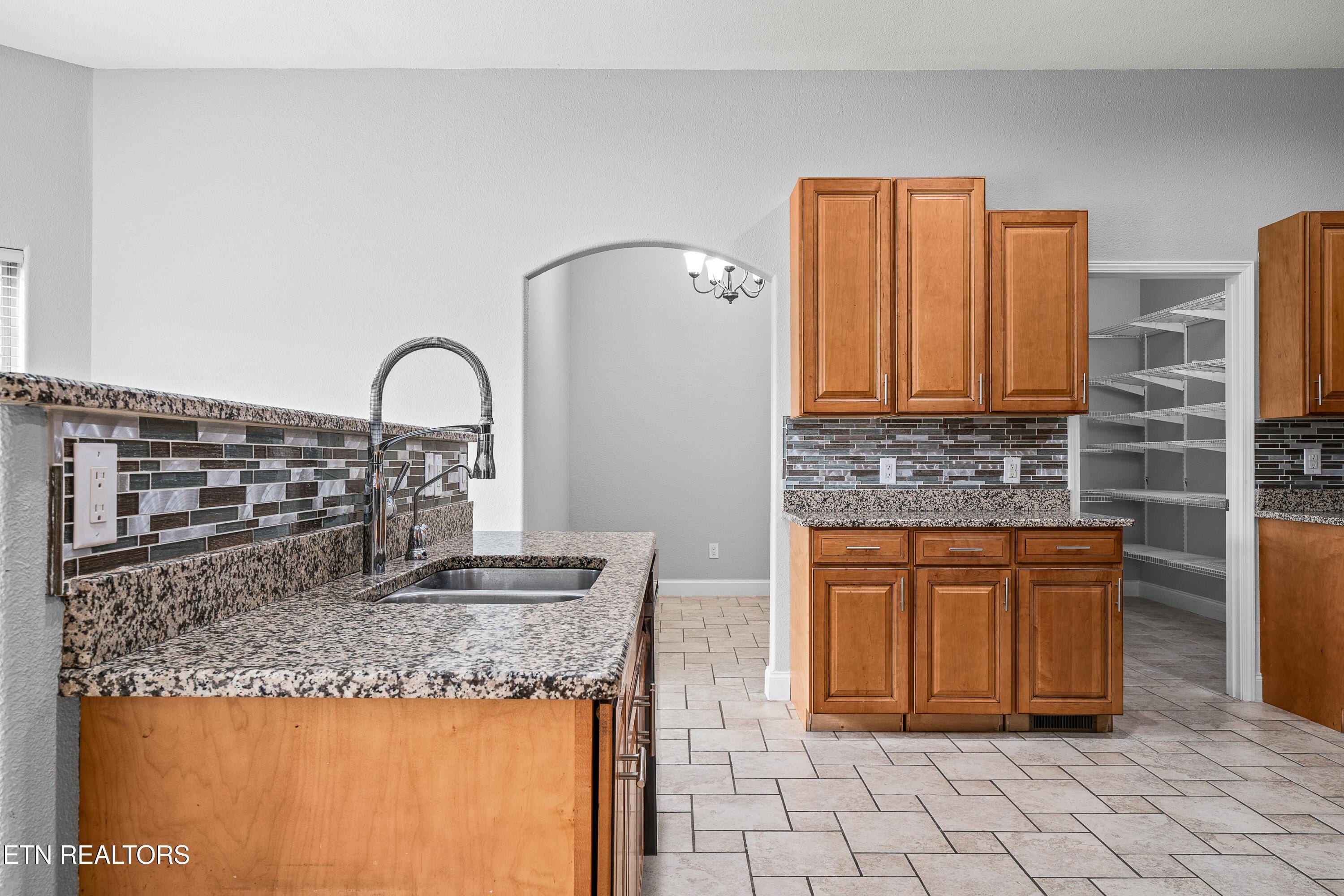 39 N Riverview Ln., Crossville, Tennessee, 38555, United States, 5 Bedrooms Bedrooms, ,5 BathroomsBathrooms,Residential,For Sale,39 N Riverview Ln.,1654091