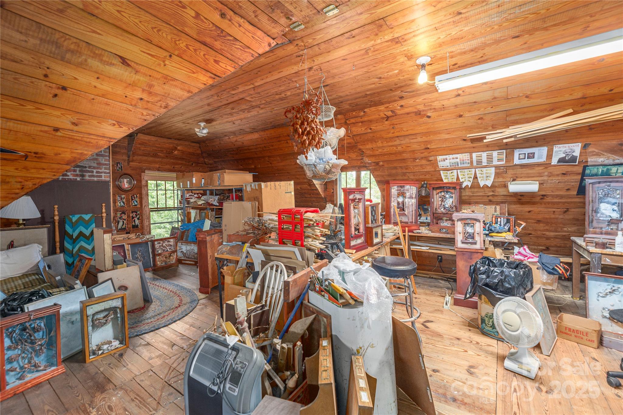 Asheville, North Carolina, 28806, United States, 3 Bedrooms Bedrooms, ,1 BathroomBathrooms,Residential,For Sale,1895241