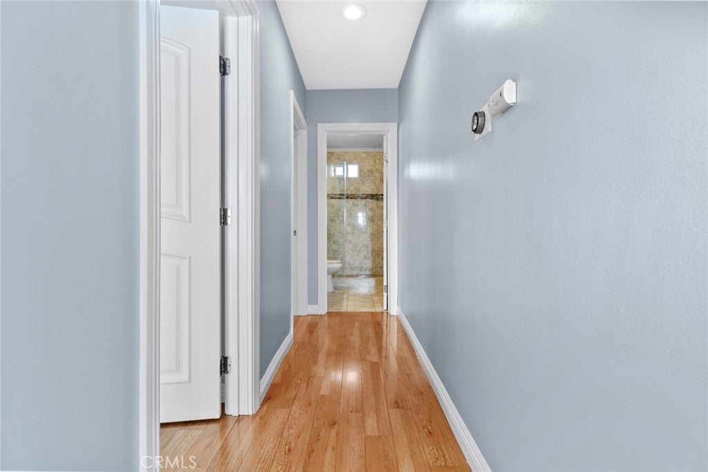 Sun Valley, California, 91352, United States, 5 Bedrooms Bedrooms, ,3 BathroomsBathrooms,Residential,For Sale,1987876