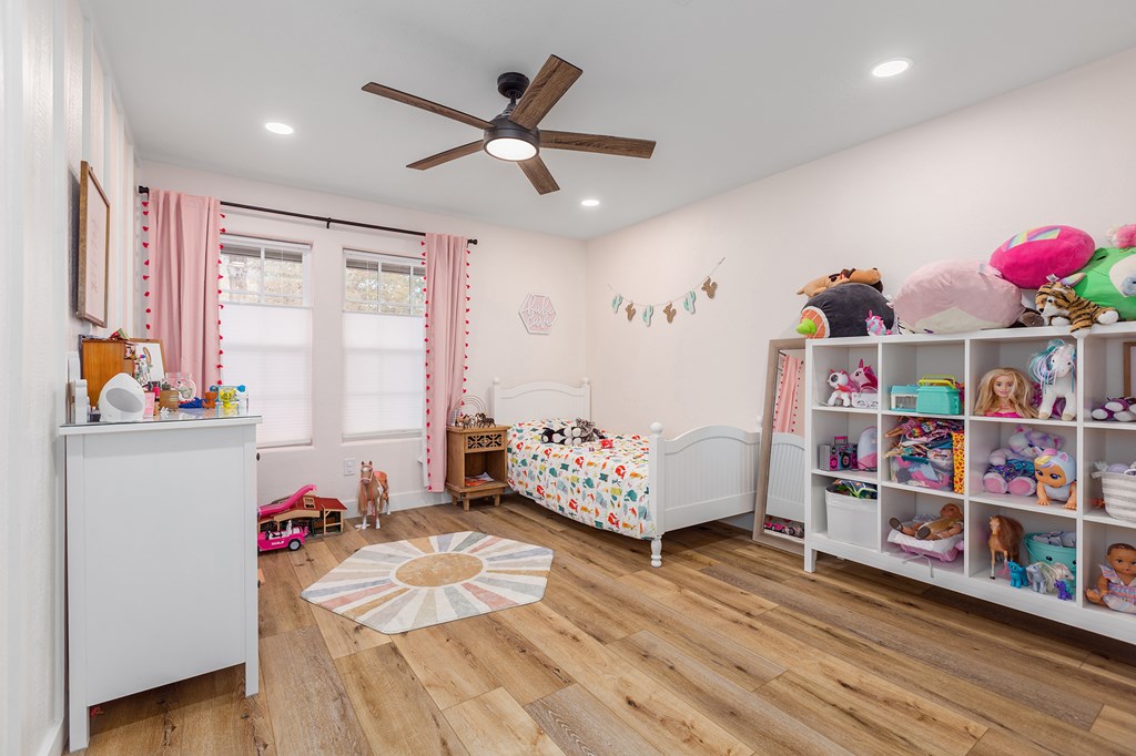 Huntington, Texas, 75949, United States, 4 Bedrooms Bedrooms, ,3 BathroomsBathrooms,Residential,For Sale,2009235