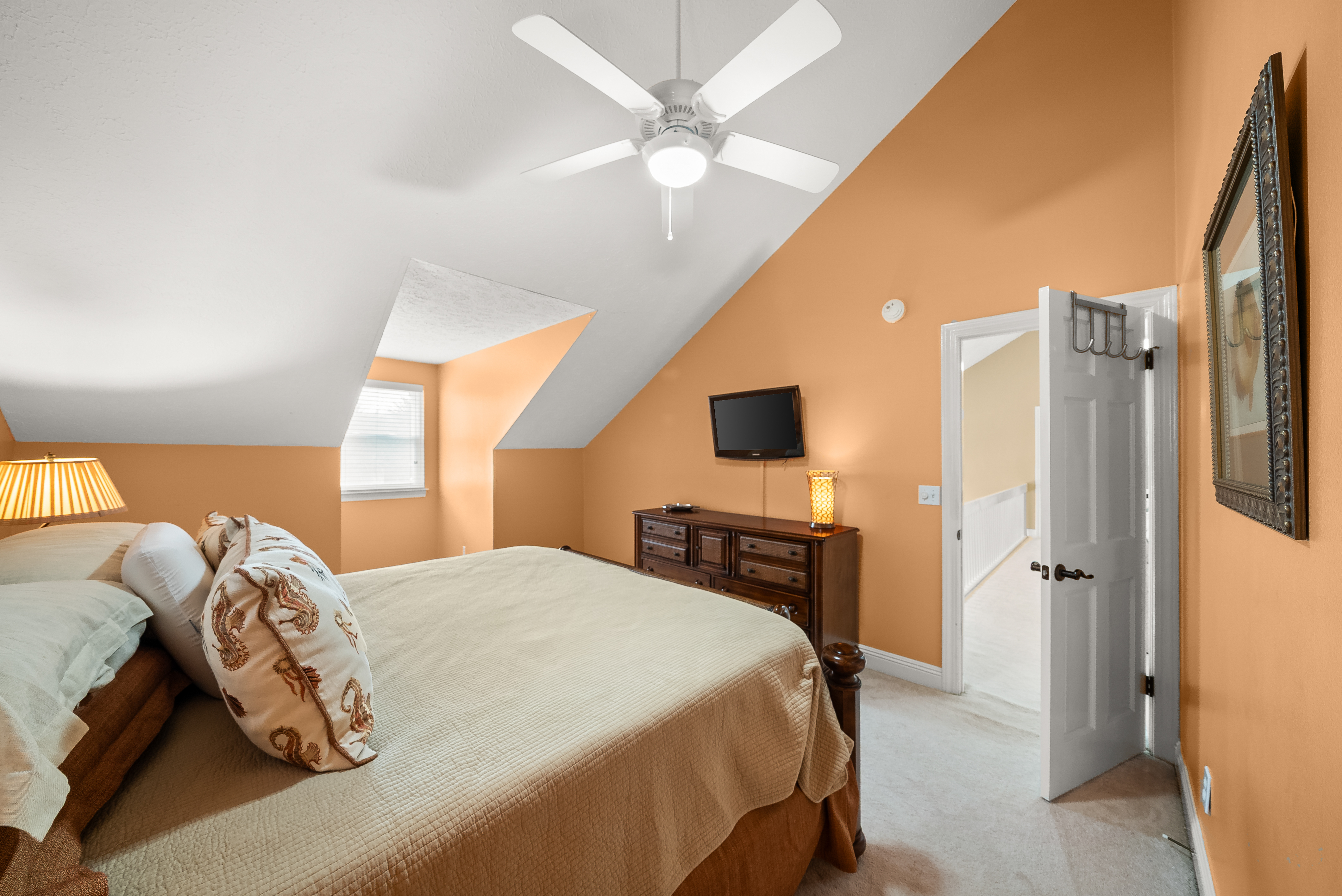  Thoughtfully-Designed Waterfront Retreat With Gulf And Bay Access - 物件實景