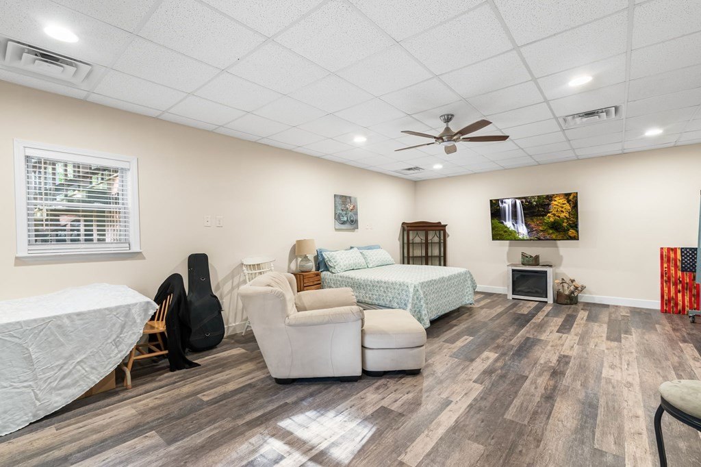 Blairsville, Georgia, 30512, United States, 3 Bedrooms Bedrooms, ,3 BathroomsBathrooms,Residential,For Sale,1979899