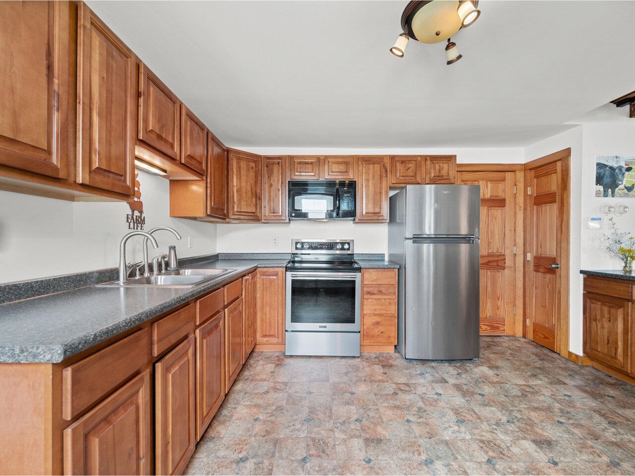 Washington, Vermont, 05675, United States, 3 Bedrooms Bedrooms, ,1 BathroomBathrooms,Residential,For Sale,1827981