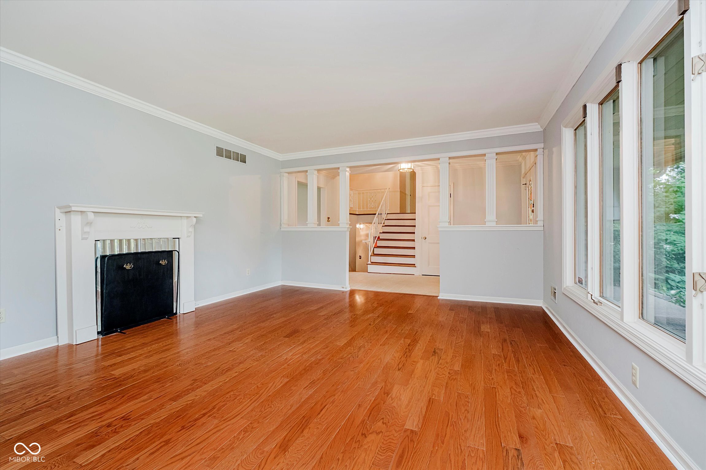 Carmel, Indiana, 46033, United States, 4 Bedrooms Bedrooms, ,3 BathroomsBathrooms,Residential,For Sale,1976182