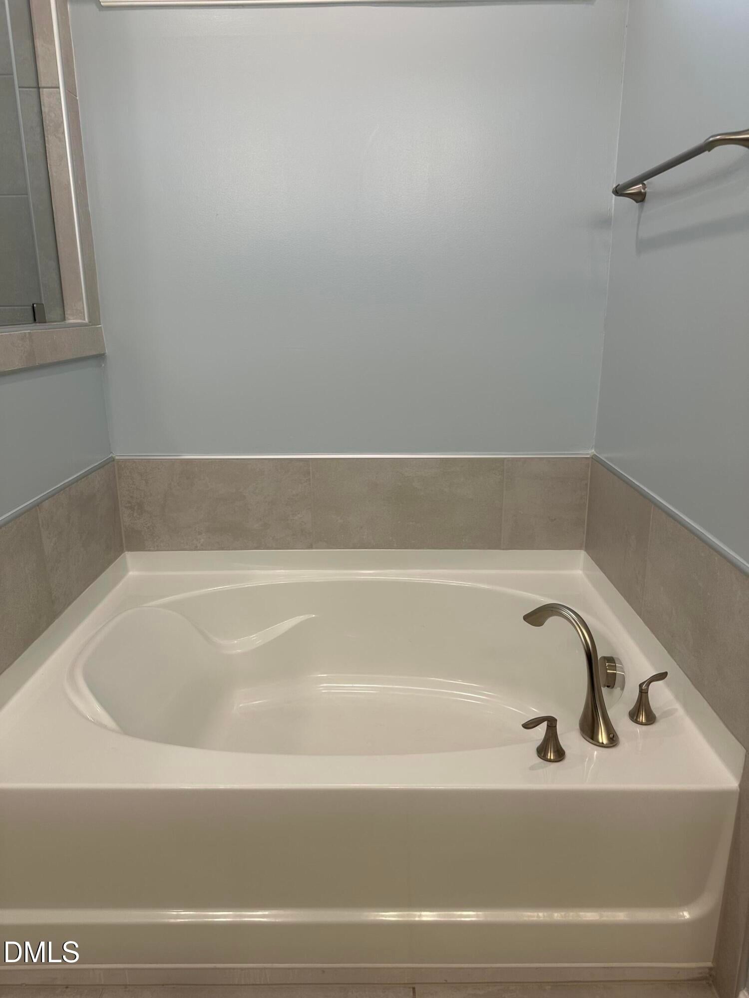 Holly Springs, North Carolina, 27540, United States, 4 Bedrooms Bedrooms, ,4 BathroomsBathrooms,Residential,For Sale,1970493