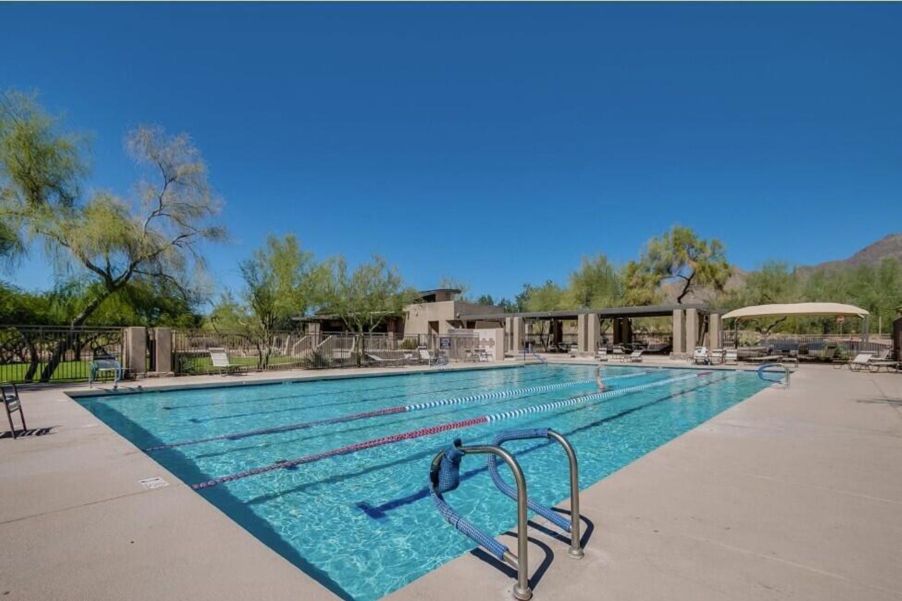  10614 E Meadowhill Drive ¦ Scottsdale, AZ - 物件實景