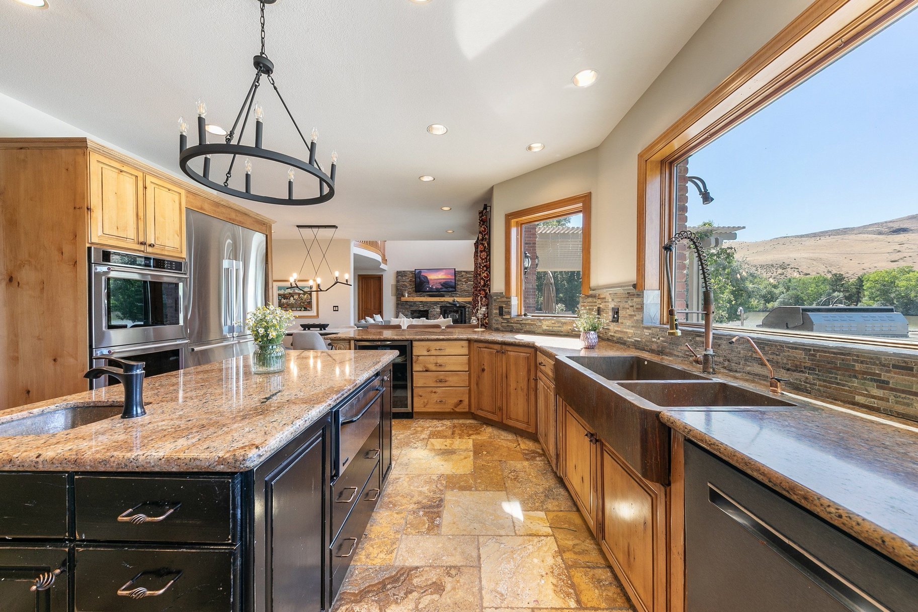 A Rare Lakefront Estate in the Heart of Reno no in One of Northern Nevada
