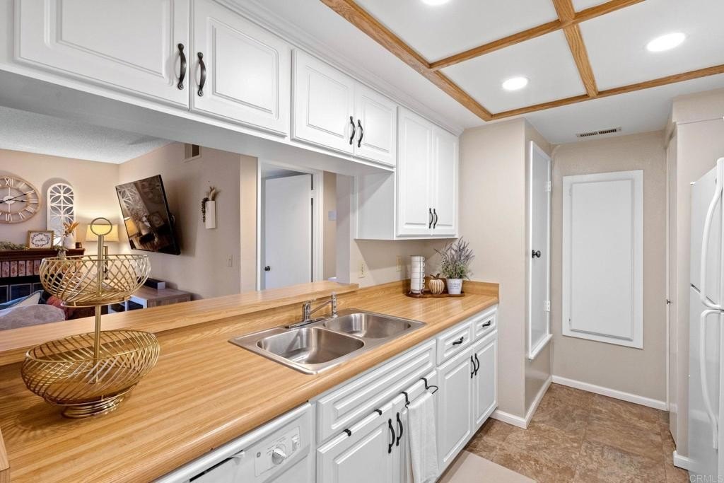 Chula Vista, California, 91913, United States, 2 Bedrooms Bedrooms, ,2 BathroomsBathrooms,Residential,For Sale,1745027