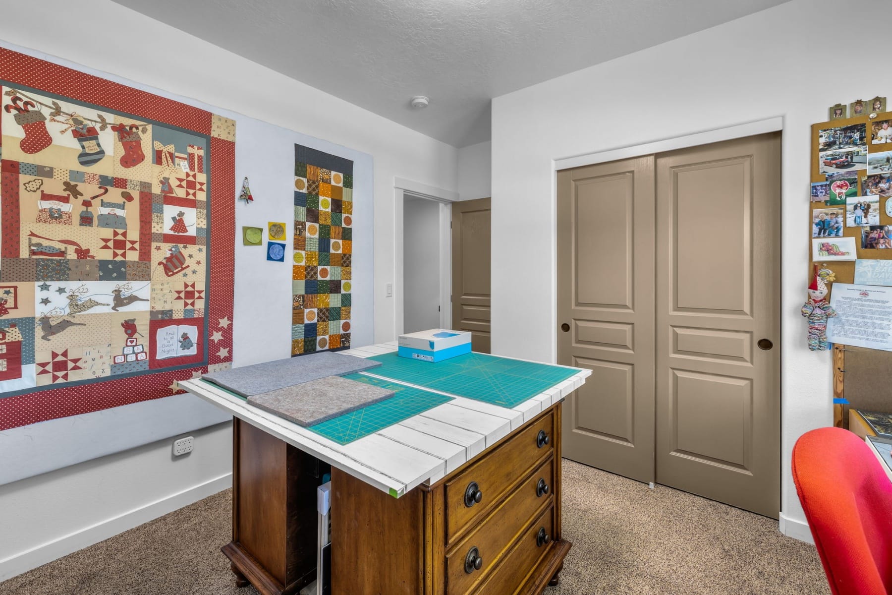  4431 SW Salmon Place Redmond, OR 97756 - 物件實景